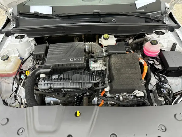 BYD Qin PLUS — Фото автомобиля 27