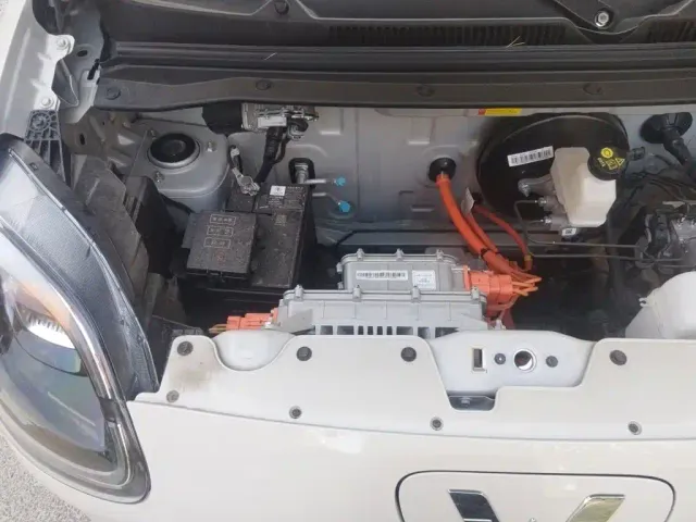 Wuling Motors Hongguang MINIEV 2025 4-Door Advanced — Фото автомобиля 21