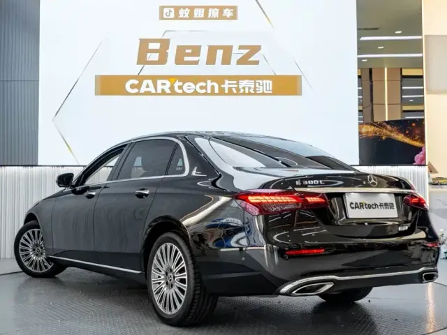 Mercedes-Benz E-Class — Фото автомобиля 6