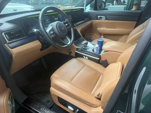 Li Auto ONE — Фото автомобиля 3
