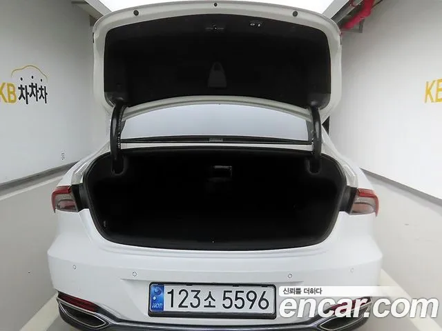 Hyundai Grandeur (New) Hybrid — Фото автомобиля 5