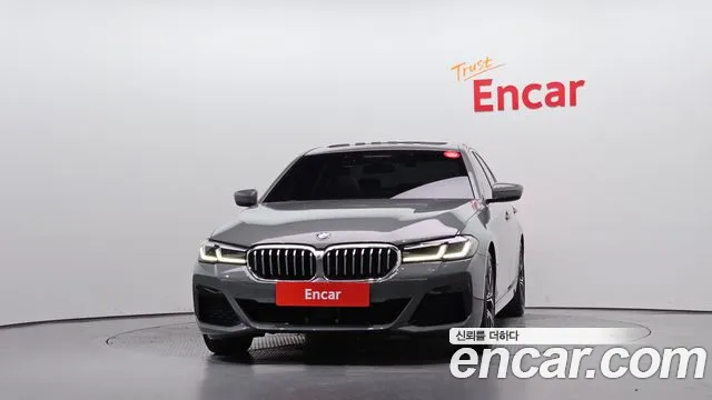 BMW 5 Series G30 — Фото автомобиля 3