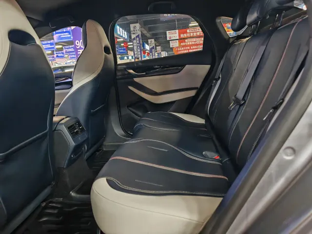 BYD Qin PLUS — Фото автомобиля 5