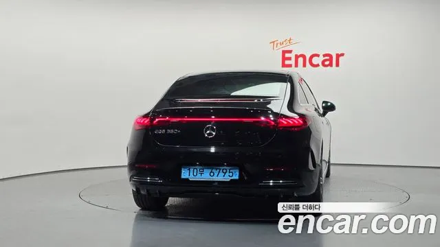 Mercedes-Benz EQE V295 — Фото автомобиля 4