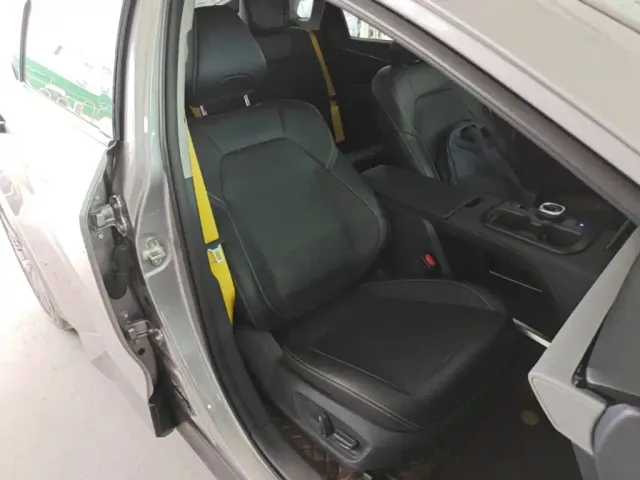 Toyota bZ5 — Фото автомобиля 24