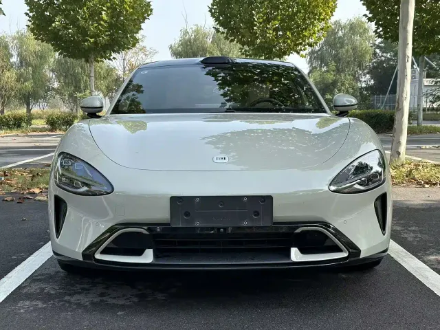 Xiaomi SU7 — Фото автомобиля 2