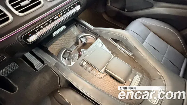 Mercedes-Benz GLE-Class — Фото автомобиля 16