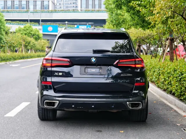 BMW X5 — Фото автомобиля 5