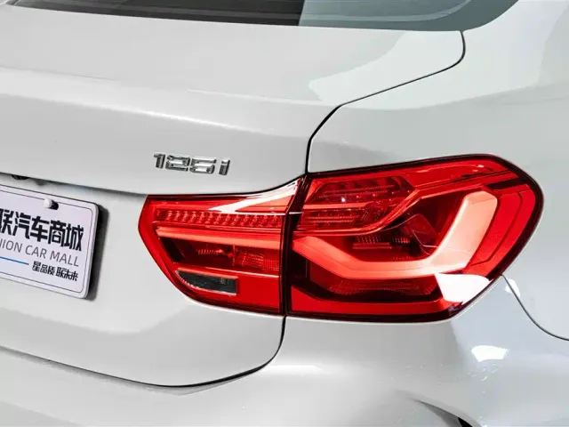BMW 1 Series — Фото автомобиля 8