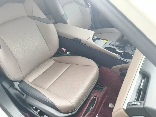 Lexus ES — Фото автомобиля 24