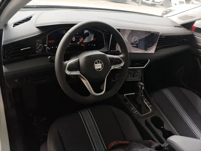 Volkswagen Sagitar — Фото автомобиля 5