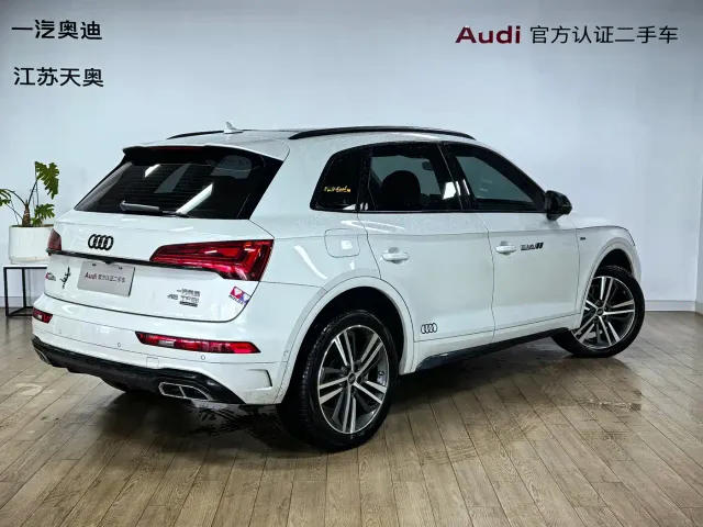 Audi Q5L — Фото автомобиля 4