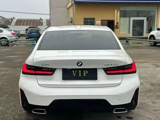 BMW 3 Series — Фото автомобиля 7