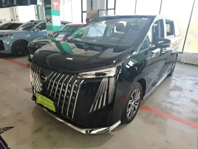Фотография автомобиля — GAC Trumpchi M8