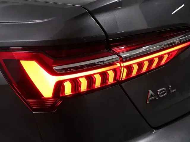 Audi A6L — Фото автомобиля 15