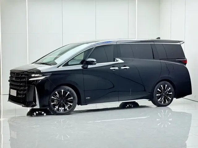 Фотография автомобиля — Toyota Vellfire