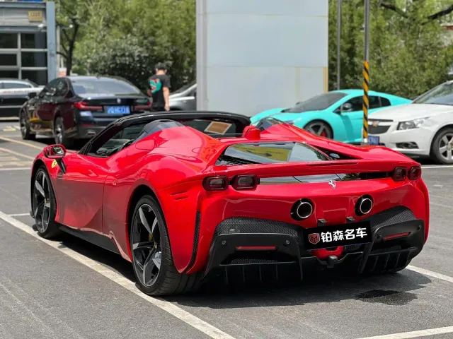 Ferrari SF90 — Фото автомобиля 4