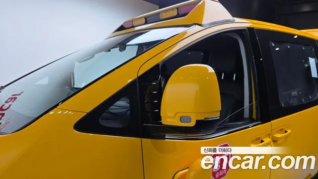 Hyundai Staria Staria L3.5 Школьный автобус — Фото автомобиля 27