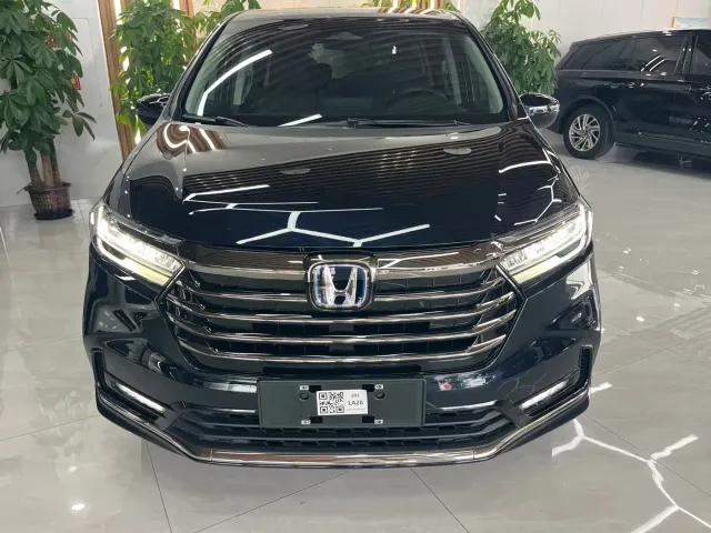 Honda Odyssey — Фото автомобиля 2