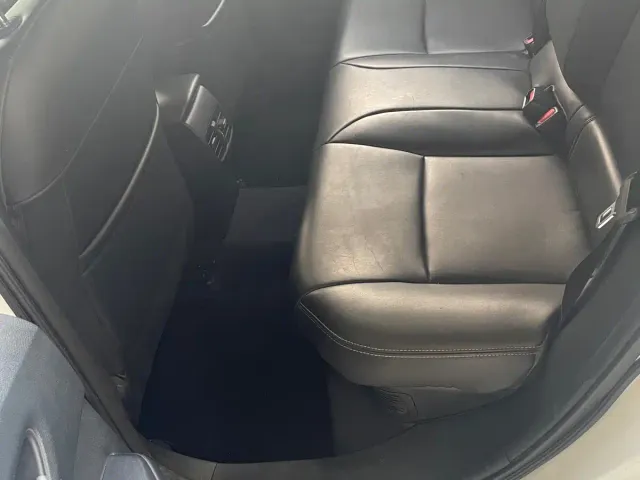 Toyota Corolla — Фото автомобиля 8