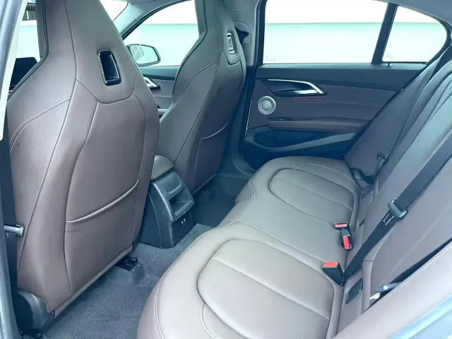 BMW 1 Series — Фото автомобиля 6