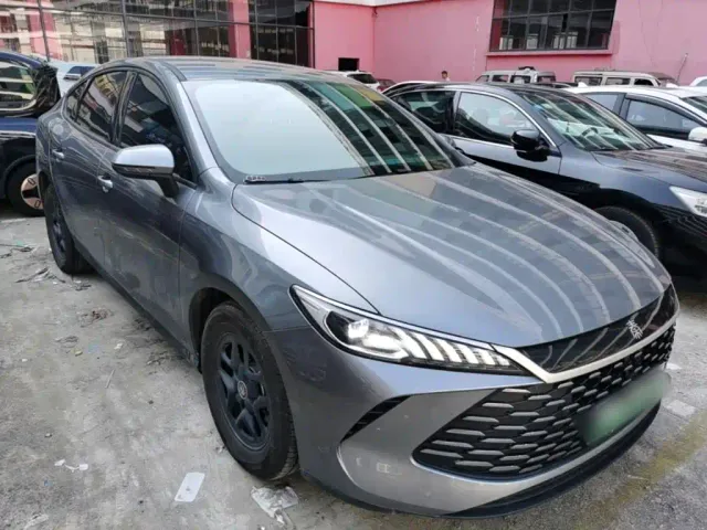 BYD Qin PLUS — Фото автомобиля 3