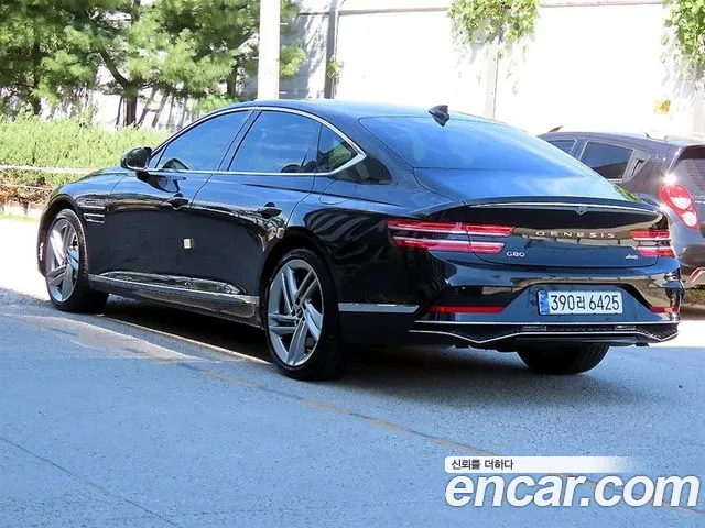 Genesis G80 RG3 — Фото автомобиля 3