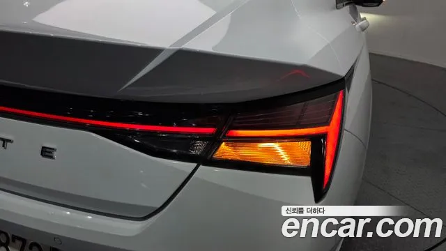 Hyundai AVANTE Avante (CN7) — Фото автомобиля 23