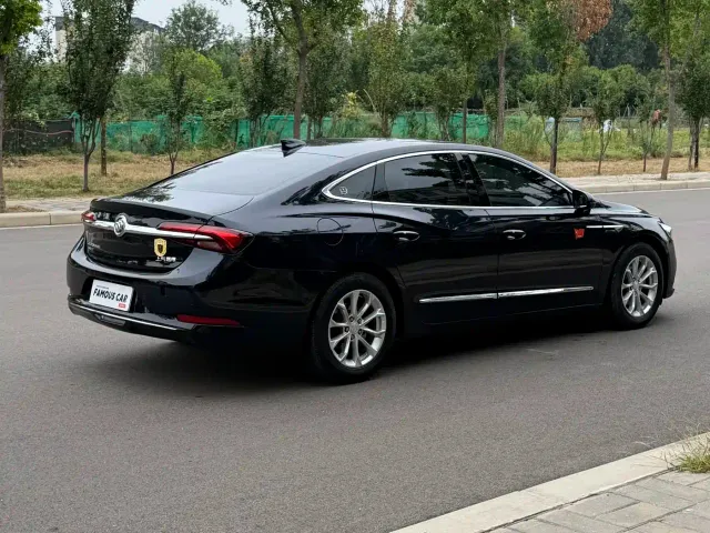 Buick LaCrosse — Фото автомобиля 6