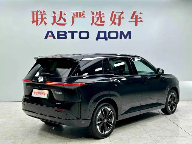 Toyota BoZhi 3X — Фото автомобиля 6