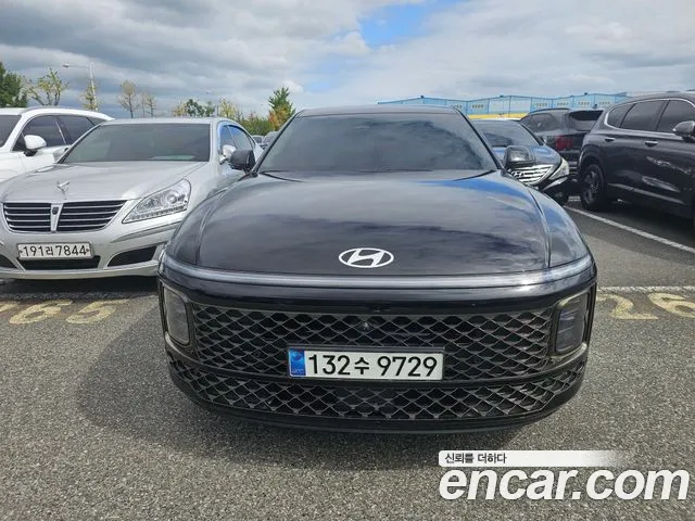 Hyundai Grandeur GN7 — Фото автомобиля 3