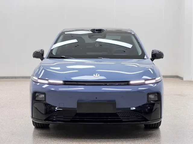 Leapmotor B01 — Фото автомобиля 2
