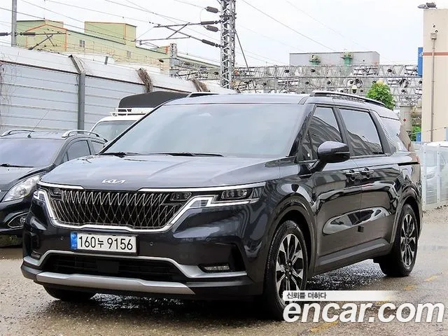 Kia Canival Carnival 4 поколение Бензин 9 мест Prestige — Фото автомобиля 2