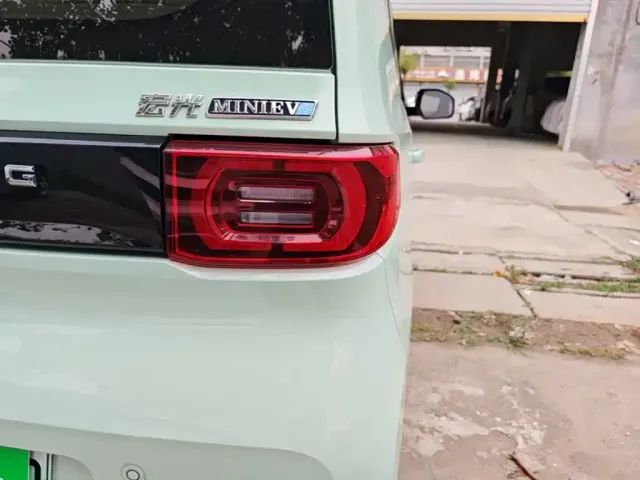 Wuling Motors Hongguang MINIEV 2021 Macaron Fashion Edition LFP — Фото автомобиля 7