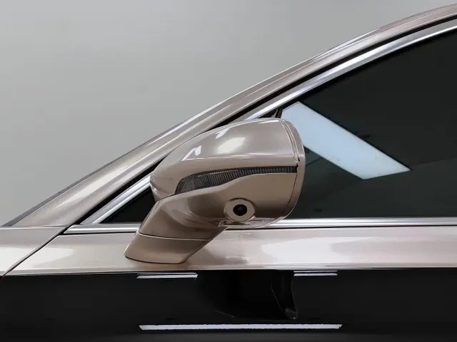 Hongqi H9 — Фото автомобиля 23