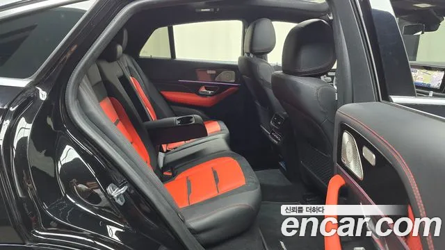 Mercedes-Benz GLE-Class — Фото автомобиля 2