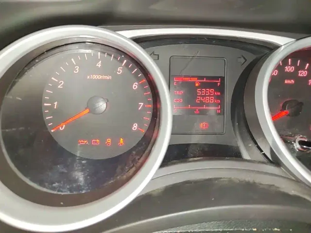Wuling Hongguang — Фото автомобиля 11
