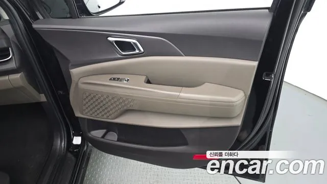Kia Carnival 4th Gen — Фото автомобиля 14