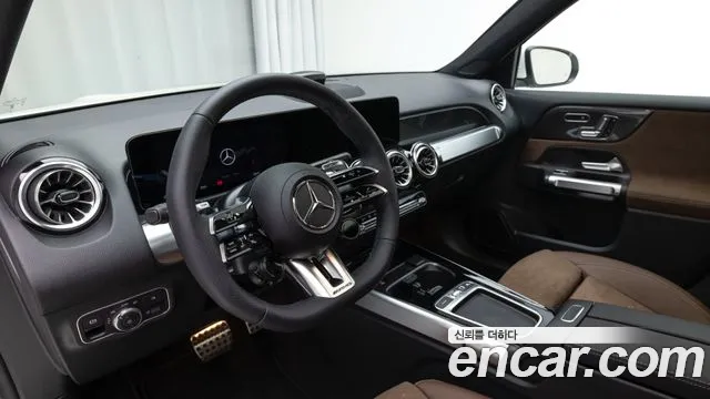 Mercedes-Benz GLB-Class — Фото автомобиля 13