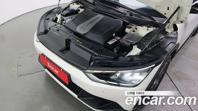 Kia EV6 — Фото автомобиля 6