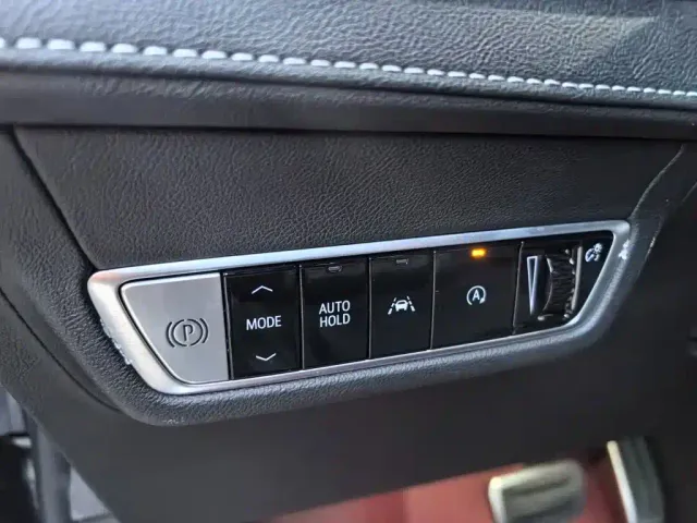 Cadillac XT5 — Фото автомобиля 18