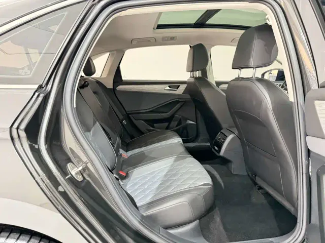 Volkswagen Sagitar — Фото автомобиля 24