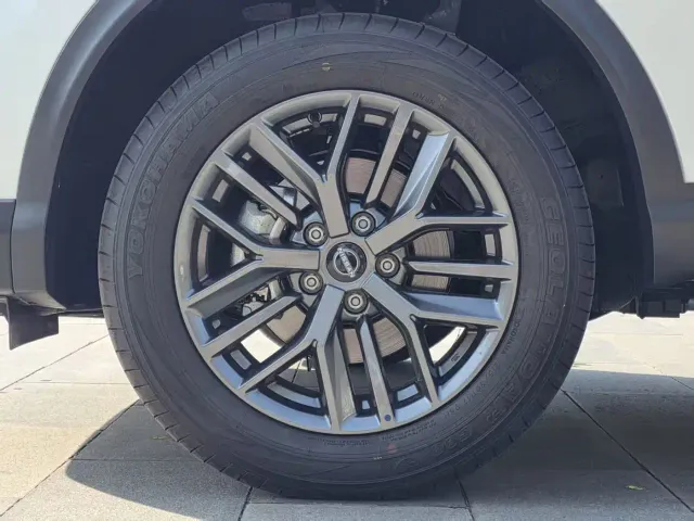 Nissan Qashqai — Фото автомобиля 14