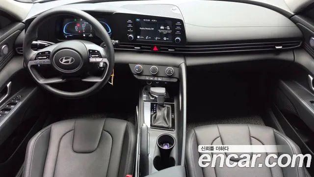 Hyundai Avante CN7 — Фото автомобиля 7