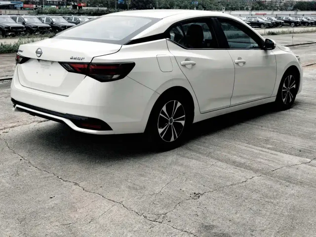 Nissan Sylphy — Фото автомобиля 14