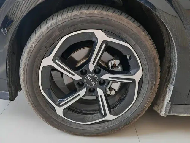 BYD Seal 06 GT — Фото автомобиля 15