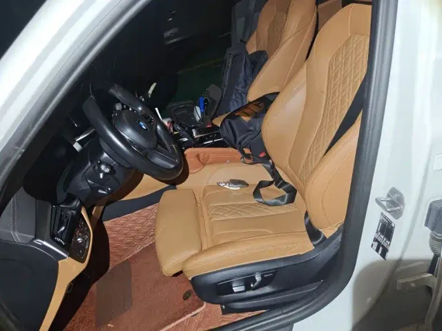 BMW 5 Series — Фото автомобиля 7