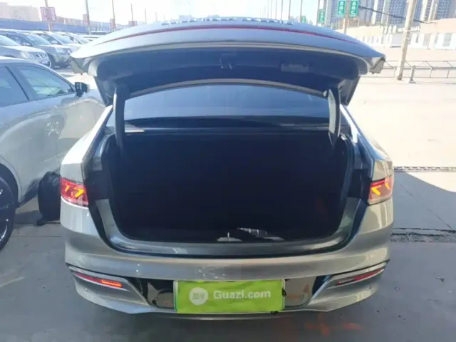 BYD Qin PLUS — Фото автомобиля 18