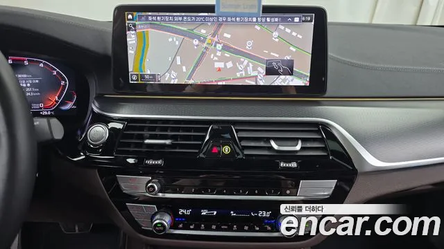 BMW 5-Series 5 серия (G30) 523d M Sport — Фото автомобиля 13