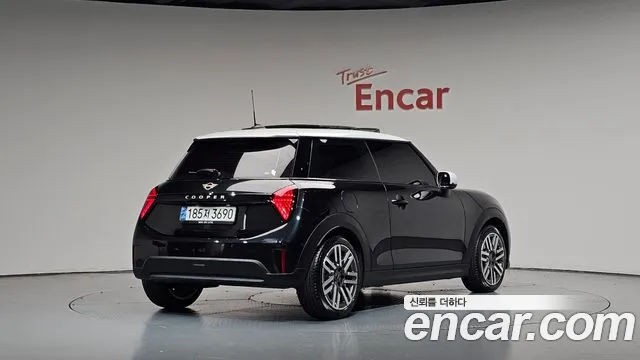MINI Cooper 4th Gen — Фото автомобиля 2